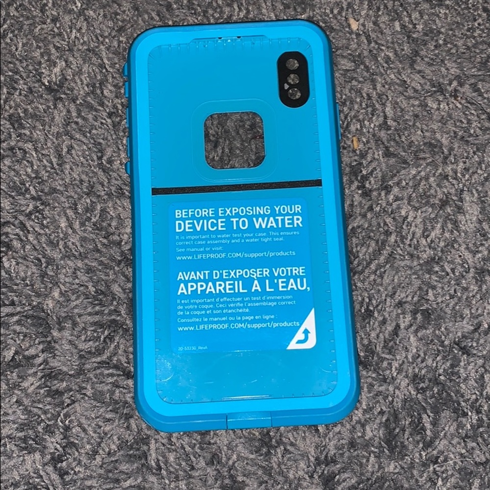 iPhone XS Max life-proof case